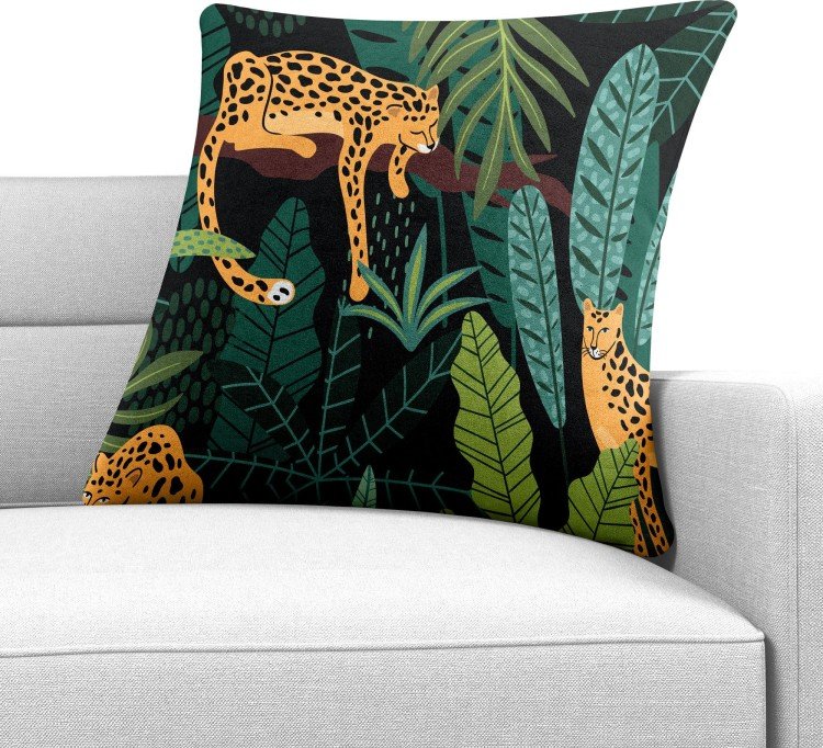 Подушка квадратная Cortin «Леопарды в джунглях»